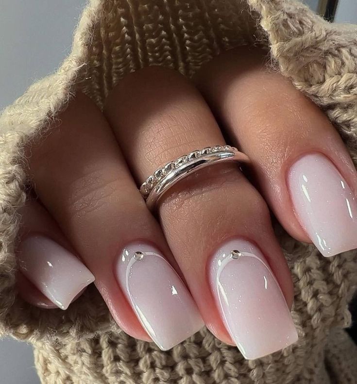 Nude — Delicate shine